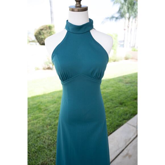 Retro 70s Halter Maxi Dress - Picture 2 of 9
